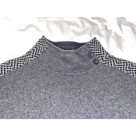 Marmot Wool Blend Sweater - Size M - Color Blocking Design - Picture 5 of 13